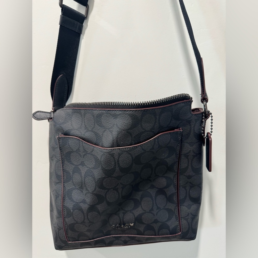 Coach crossbody